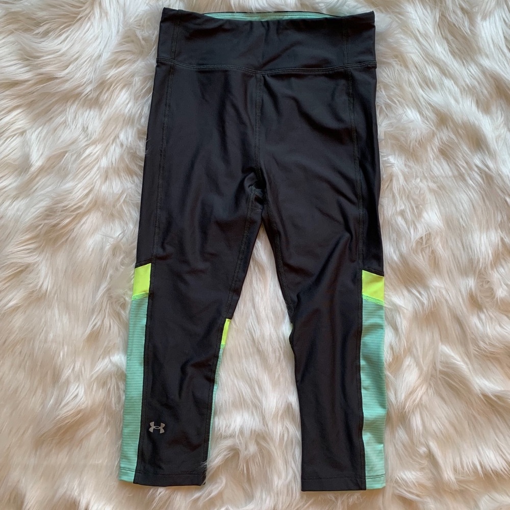 Under Armour compression leggings